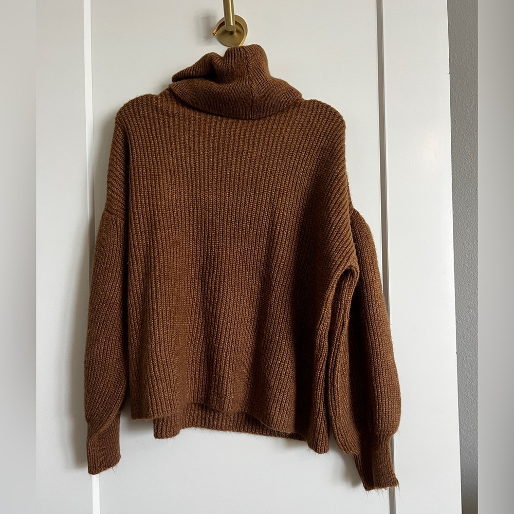NWOT Camel Brown CUPCAKE CLOTHING Turtleneck Sweater M Balloon Sleeve Cozy Knit - Picture 10 of 10